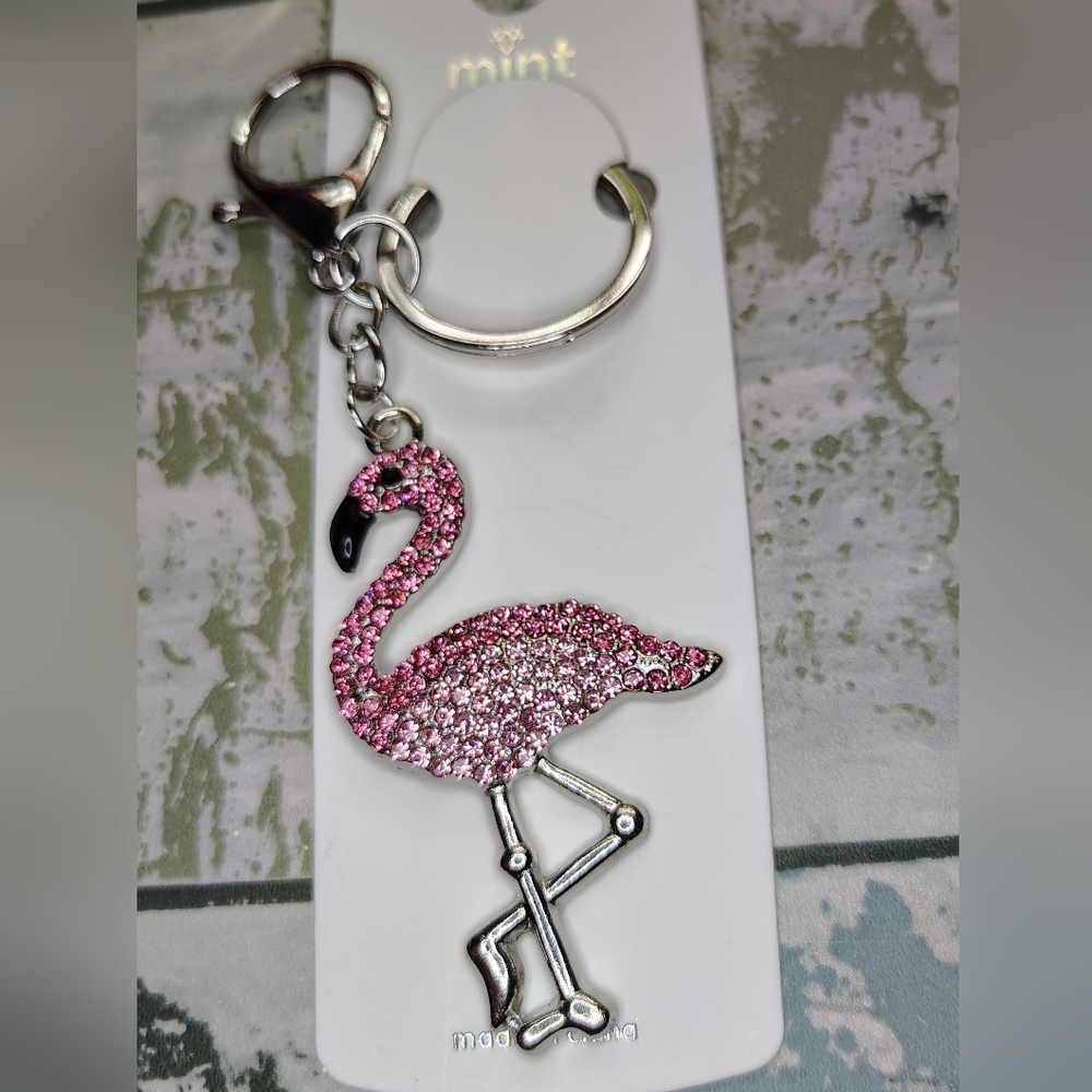 🦩Rhinestone Flamingo Keychain/Bag Charm In Silver Tone